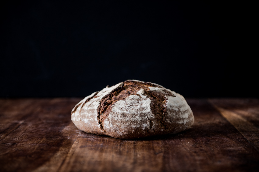 le « Pain de méteil forme batard  (levain de seigle, 50% farine bise, 50% farine de seigle) 500g