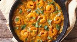 CREVETTES CURRY ROUGE (crevettes, lait coco, curry rouge, poivron rouge). Jeudi 16/01