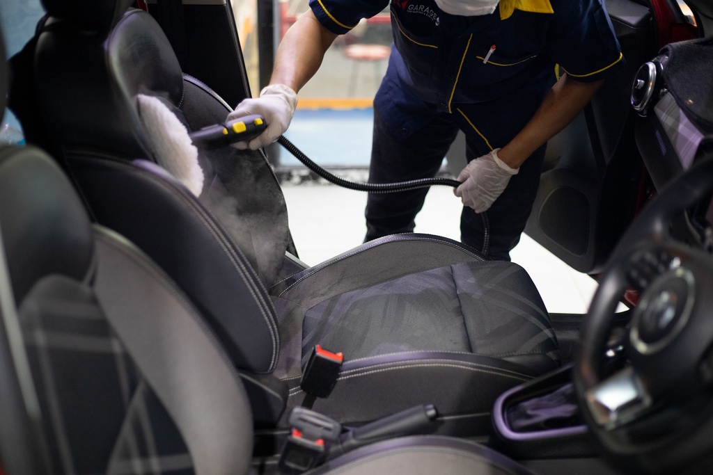Lavage auto intérieur  CL.C