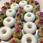 Kaak warka amande parfumé à la rose la pièce