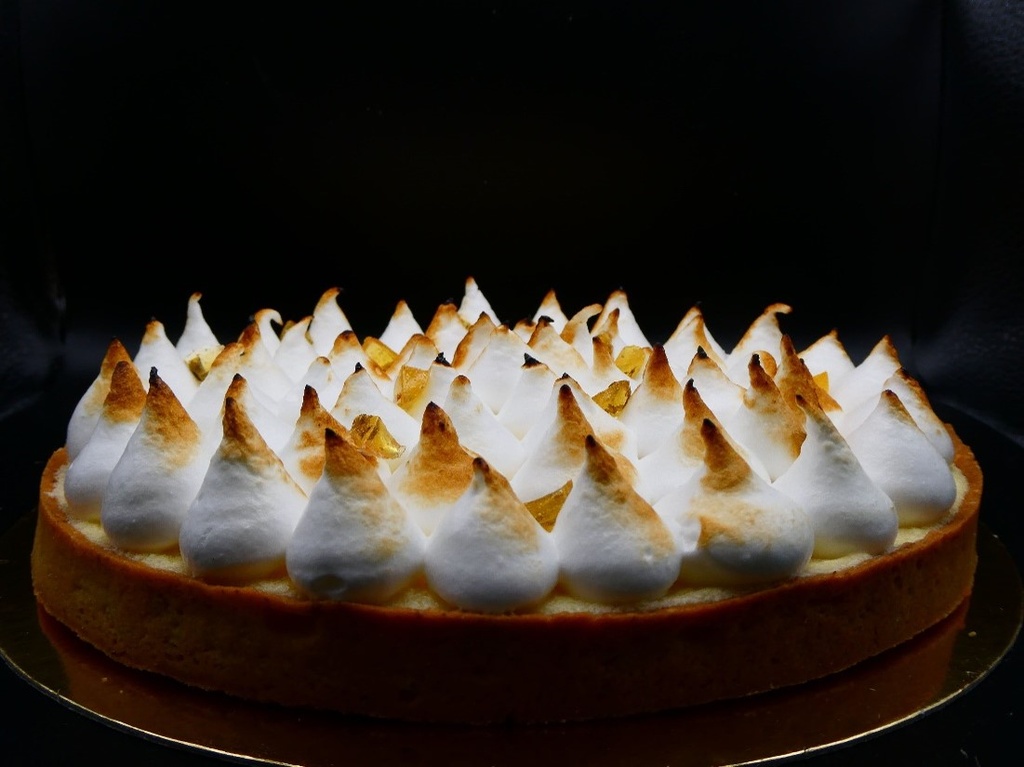 Tarte Passion Meringuée 6p. Pâte sucrée, Crémeux fruit de la passion, Meringue italienne jeudi 20 mars