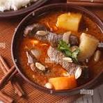 BOEUF MASSAMAN 13,50€. Boeuf, lait de coco, cacahuètes, pomme de terre, curry jaune,
