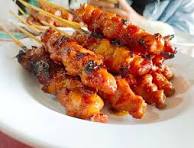 POULET SATAY (Poulet, sauce cacahuètes, lait de coco). Jeudi 16/01