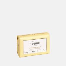 Savon Doux Parfumé miel et amande nu 125g