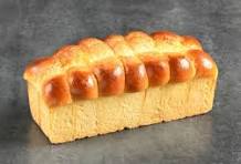 Brioche Longue Et Parisienne