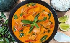 POULET CURRRY ROUGE RIZ THAÏ (PANANG): LAIT COCO, CURRY ROUGE, POIVRON ROUGE.