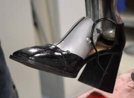 Talonette (largeur > 4 cm)