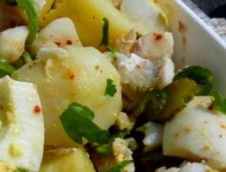 Salade de pomme de terre, oeuf et merlan 4 pers