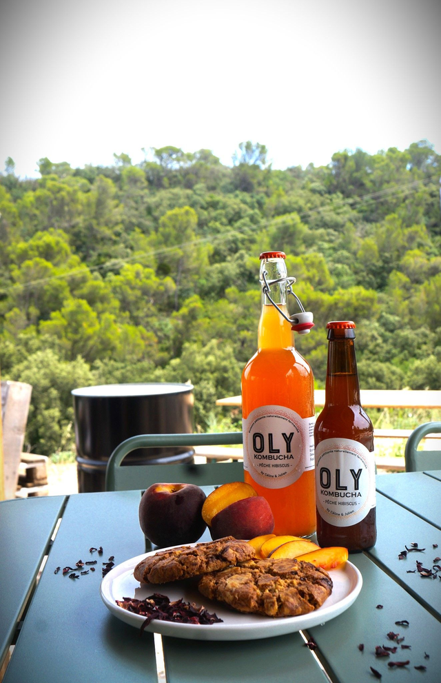 12 bouteilles 33cl Pêche Hibiscus