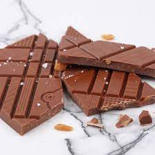 Tablette au chocolat lait coco sel de Guérande