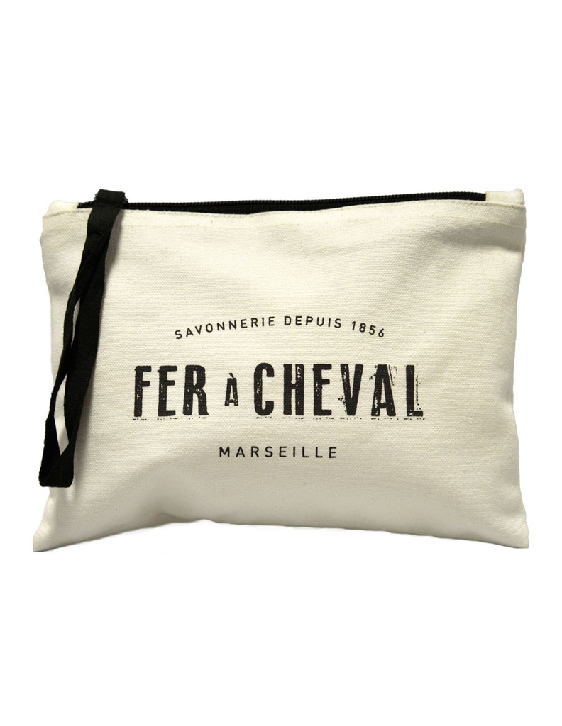 3 coffrets acheté une trousse offerte