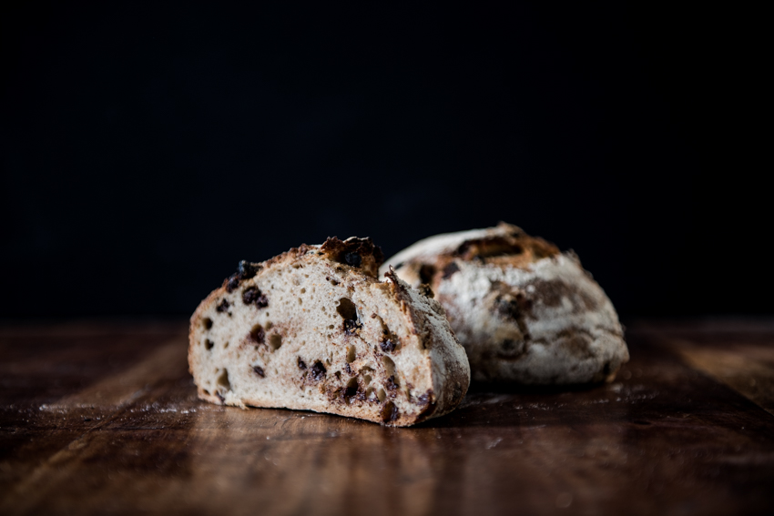 Pain aux pépites de chocolat (levain de seigle, farine bise, chocolat) 400g