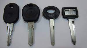 Clé de voiture simple